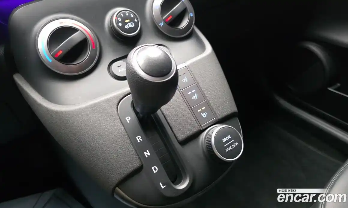 Hyundai Casper 2022 1.0 автомат (гидро), фото 9