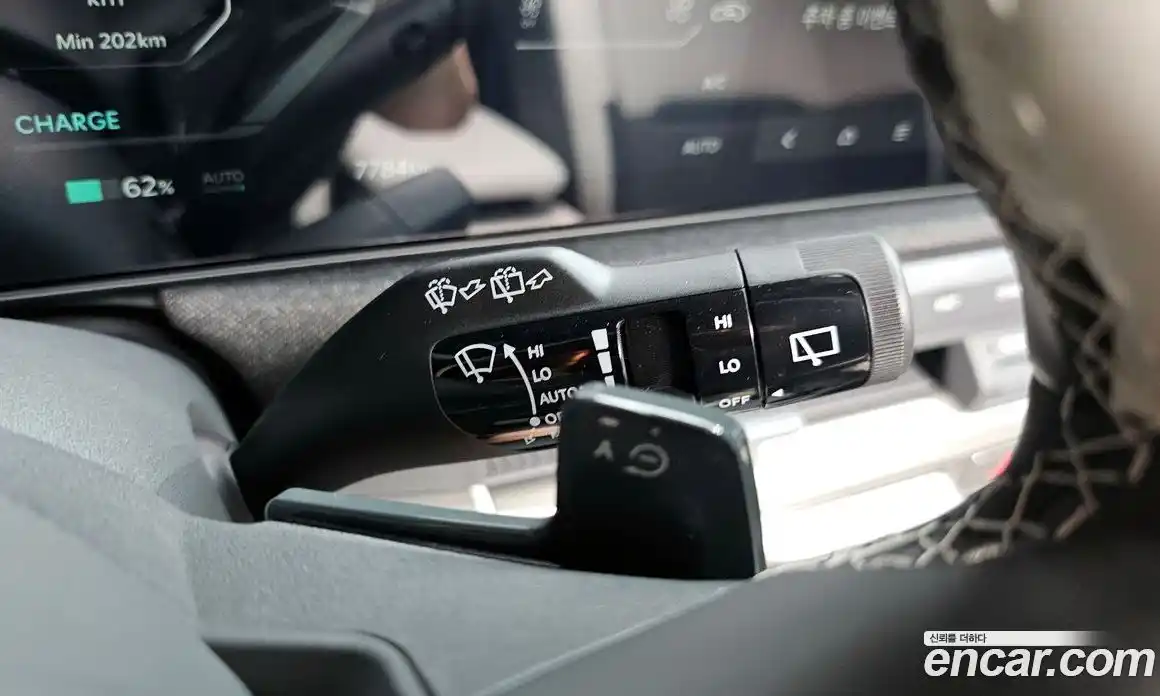 Kia EV3 2025 0.2 автомат (гидро), фото 30
