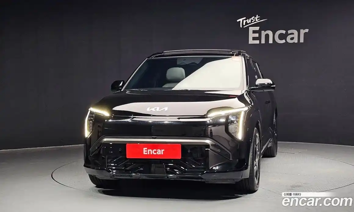 Kia EV3 2025 0.2 автомат (гидро), фото 3