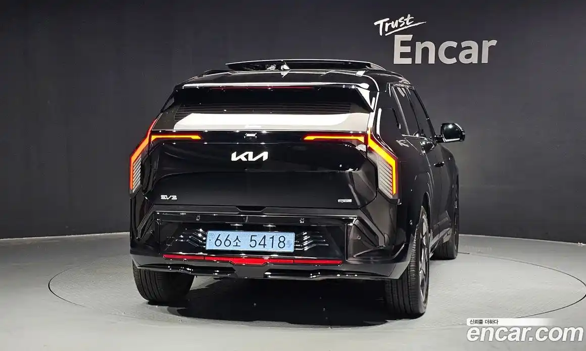 Kia EV3 2025 0.2 автомат (гидро), фото 4