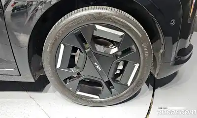 Kia EV3 2025 0.2 автомат (гидро), миниатюра 7