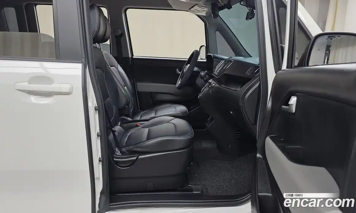 Kia Ray 2022 1.0 автомат (гидро), фото 11
