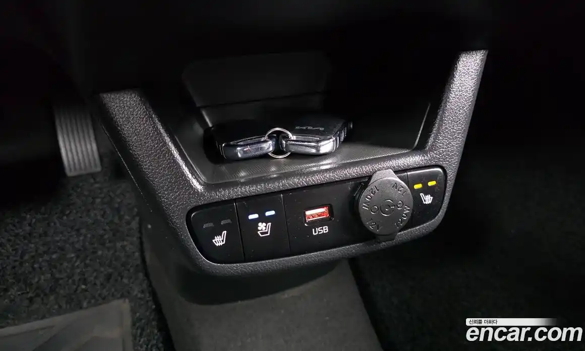 Kia Ray 2022 1.0 автомат (гидро), фото 18