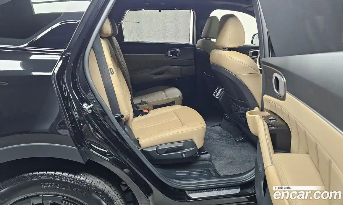 Kia Sorento 2024 1.6 автомат (гидро), фото 17