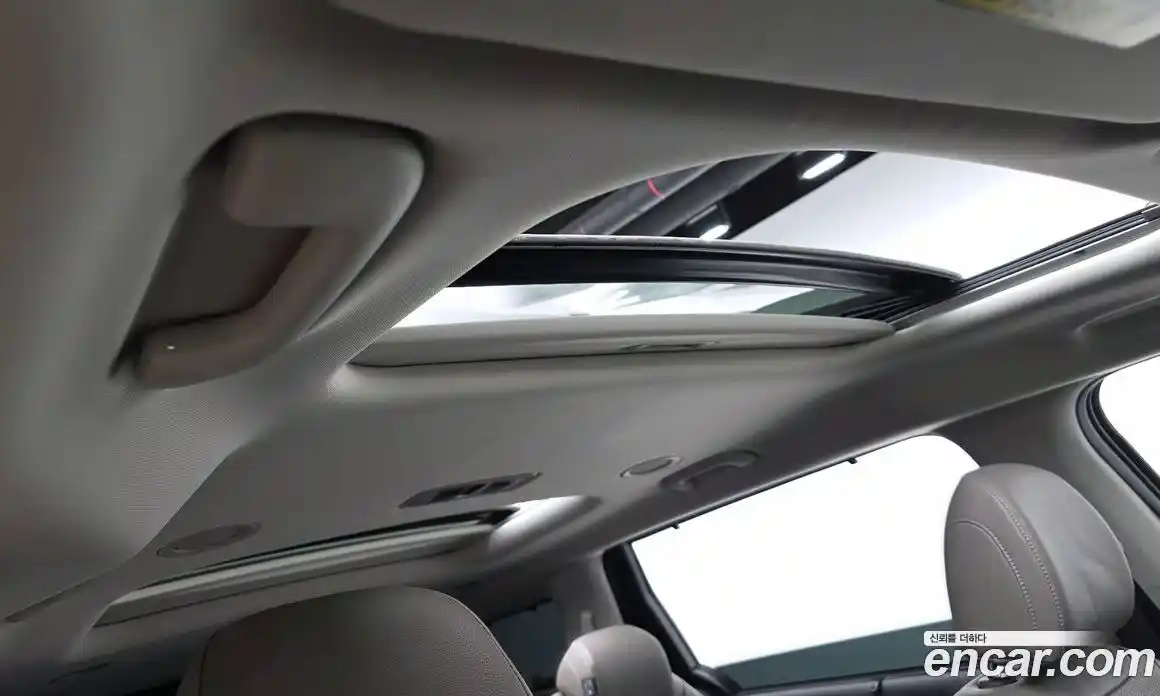 Kia Carnival 2024 1.6 автомат (гидро), фото 23