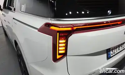 Kia Carnival 2024 1.6 автомат (гидро), миниатюра 9