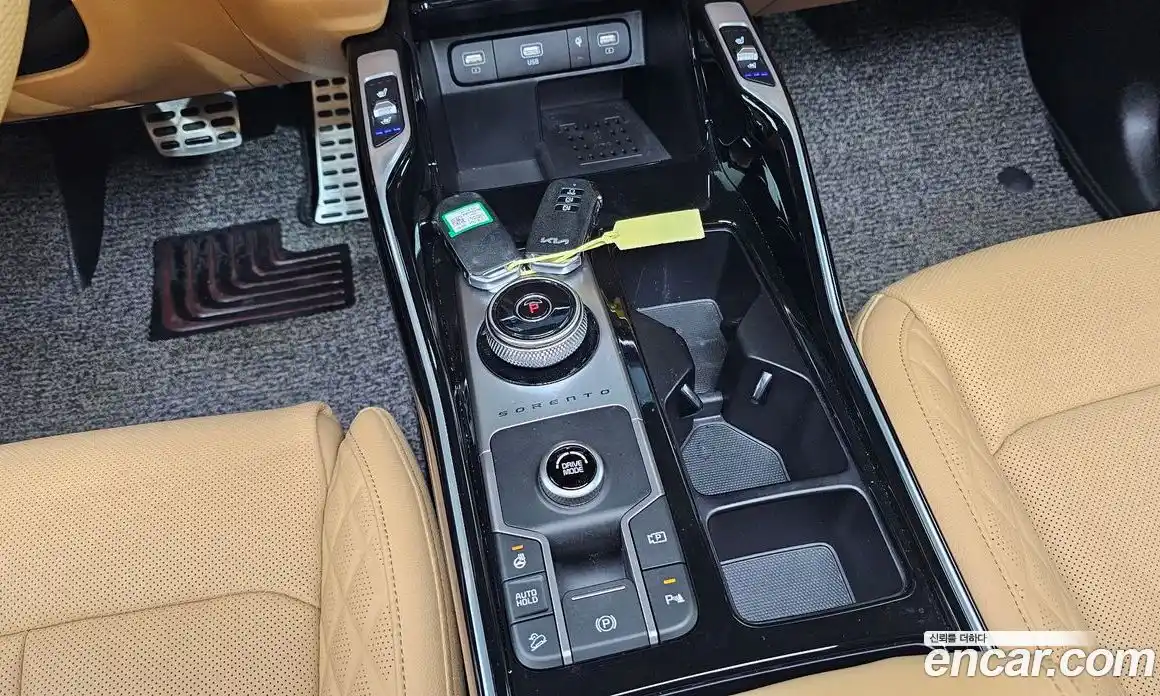 Kia Sorento 2022 1.6 автомат (гидро), фото 9