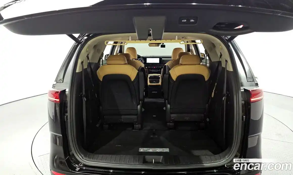 Kia Carnival 2022 2.2 автомат (гидро), фото 26