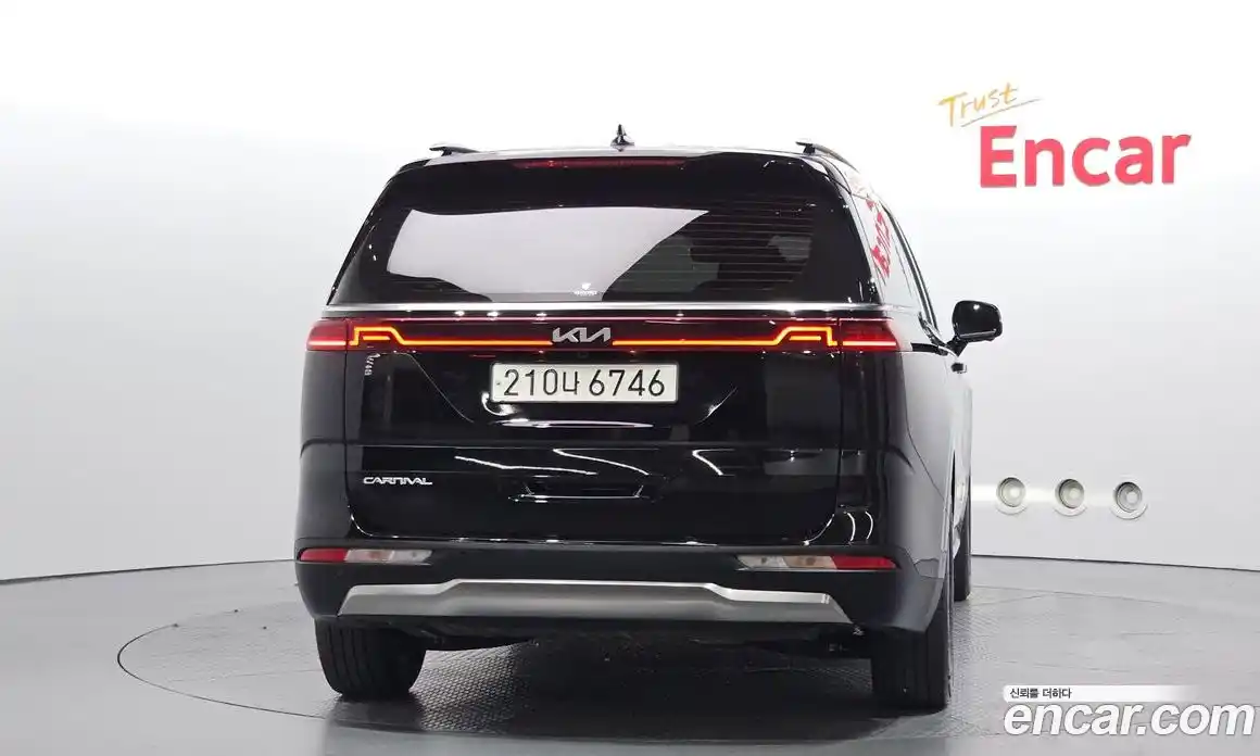 Kia Carnival 2022 2.2 автомат (гидро), фото 4
