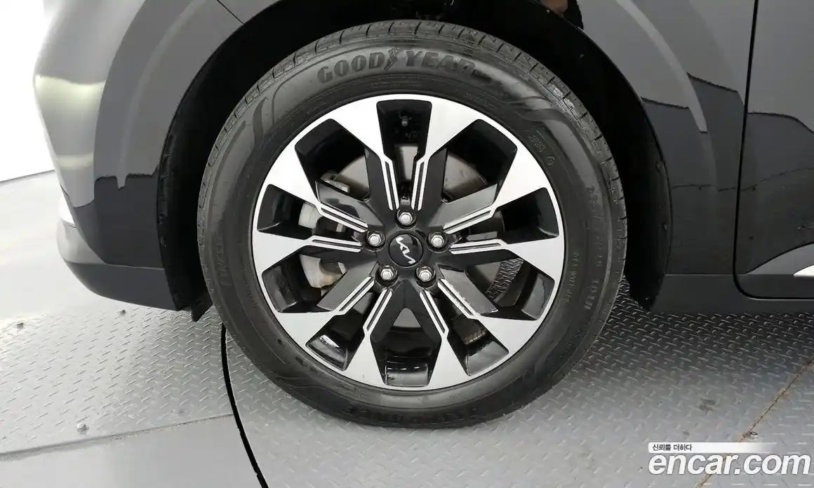 Kia Carnival 2022 2.2 автомат (гидро), фото 5