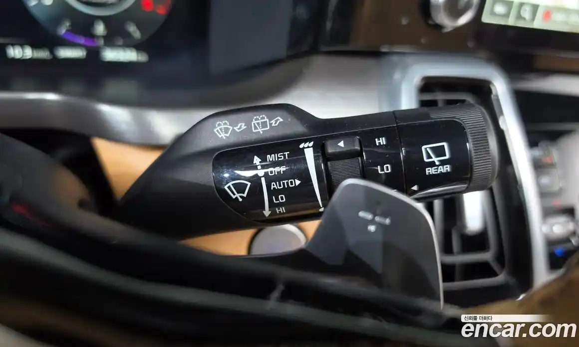 Kia Sorento 2023 2.2 автомат (гидро), фото 28