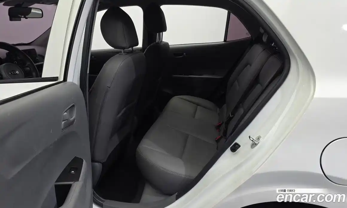 Kia Morning 2019 1.0 автомат (гидро), фото 16