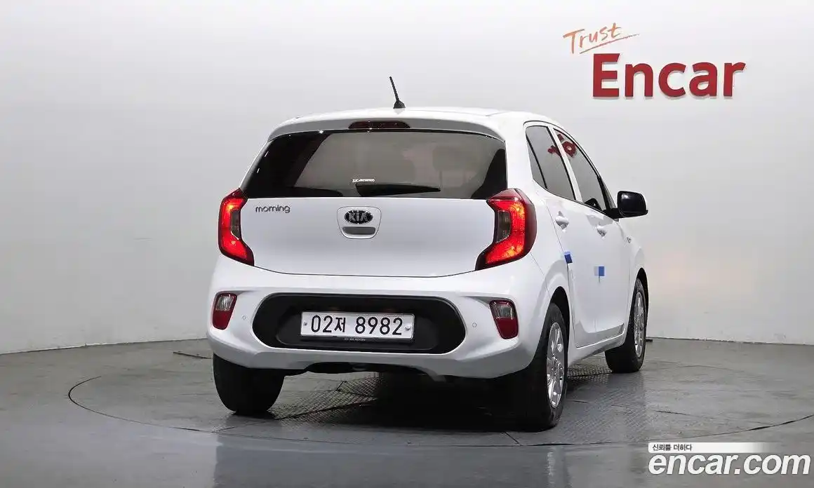 Kia Morning 2019 1.0 автомат (гидро), фото 4