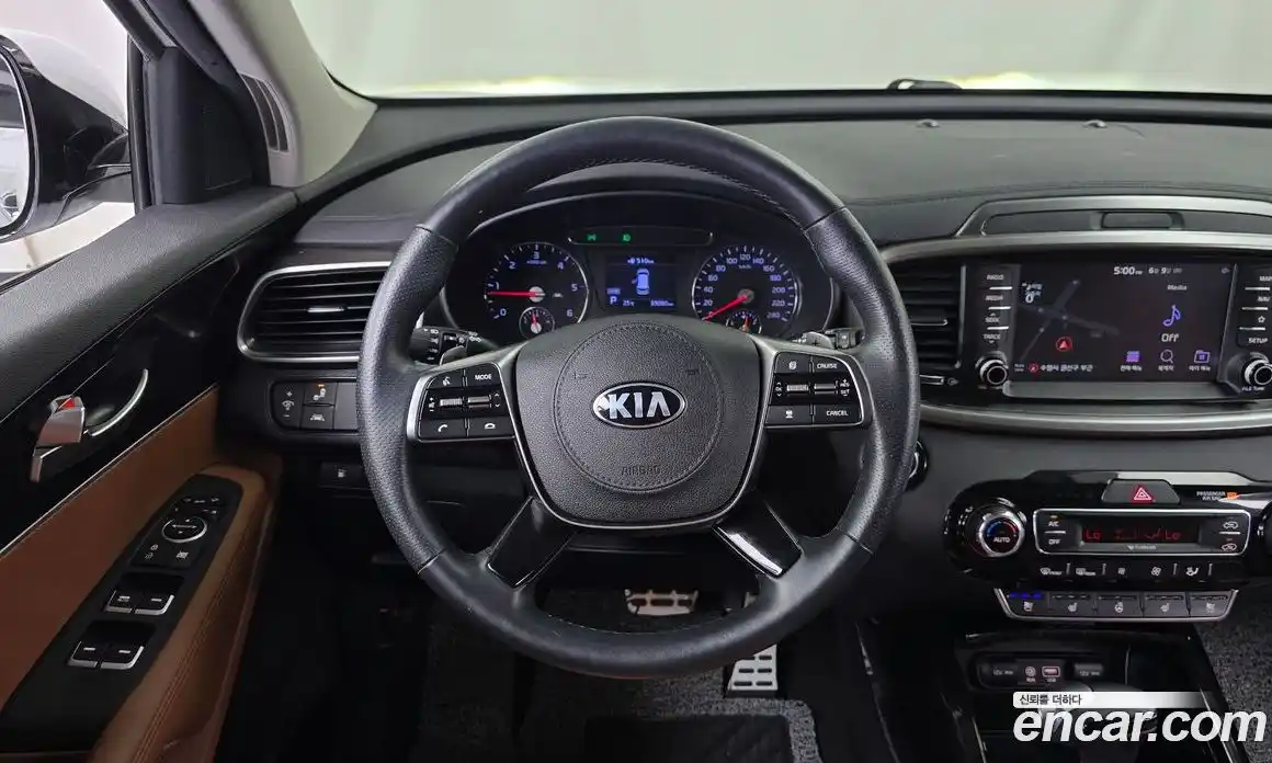 Kia Sorento 2019 2.0 автомат (гидро), фото 19