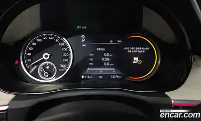 Genesis GV70 2024 2.5 автомат (гидро), миниатюра 10