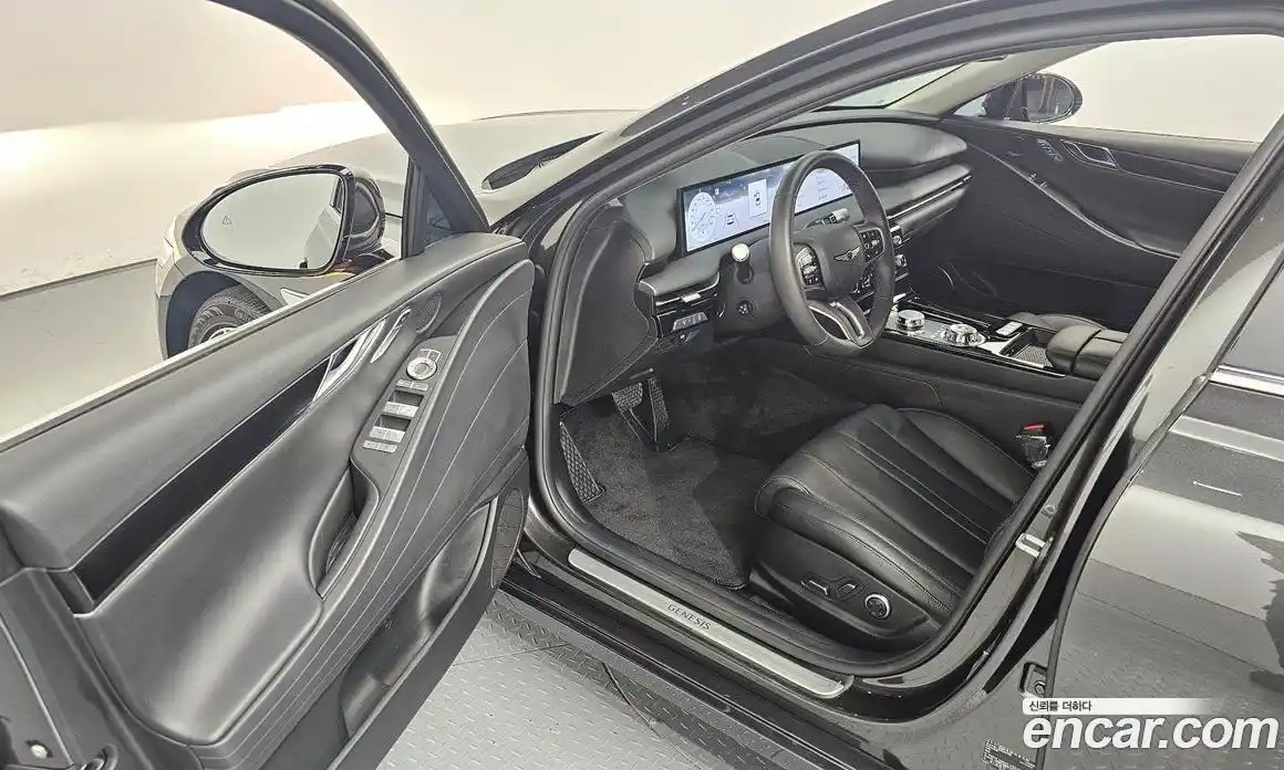 Genesis G80 2024 2.5 автомат (гидро), фото 13
