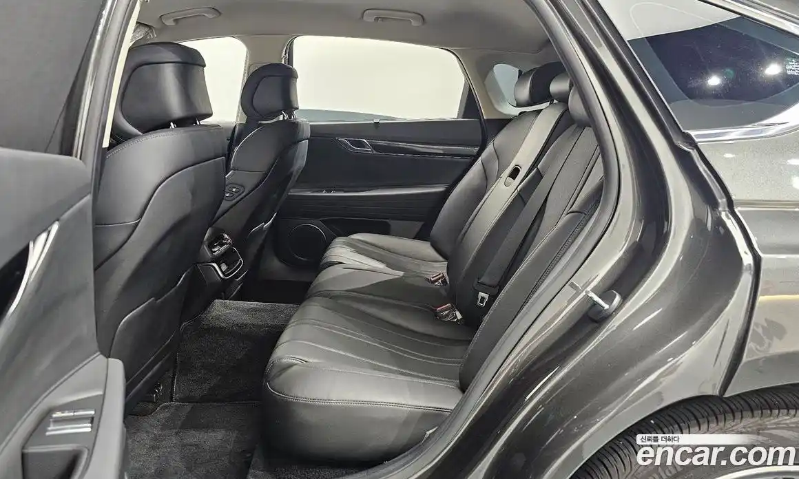 Genesis G80 2024 2.5 автомат (гидро), фото 18