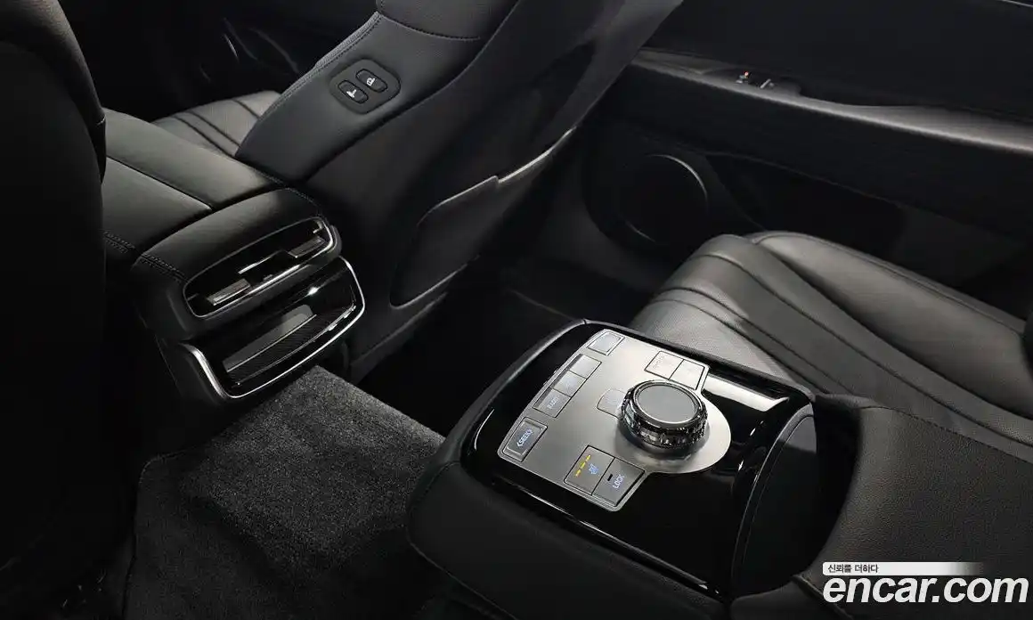 Genesis G80 2024 2.5 автомат (гидро), фото 24