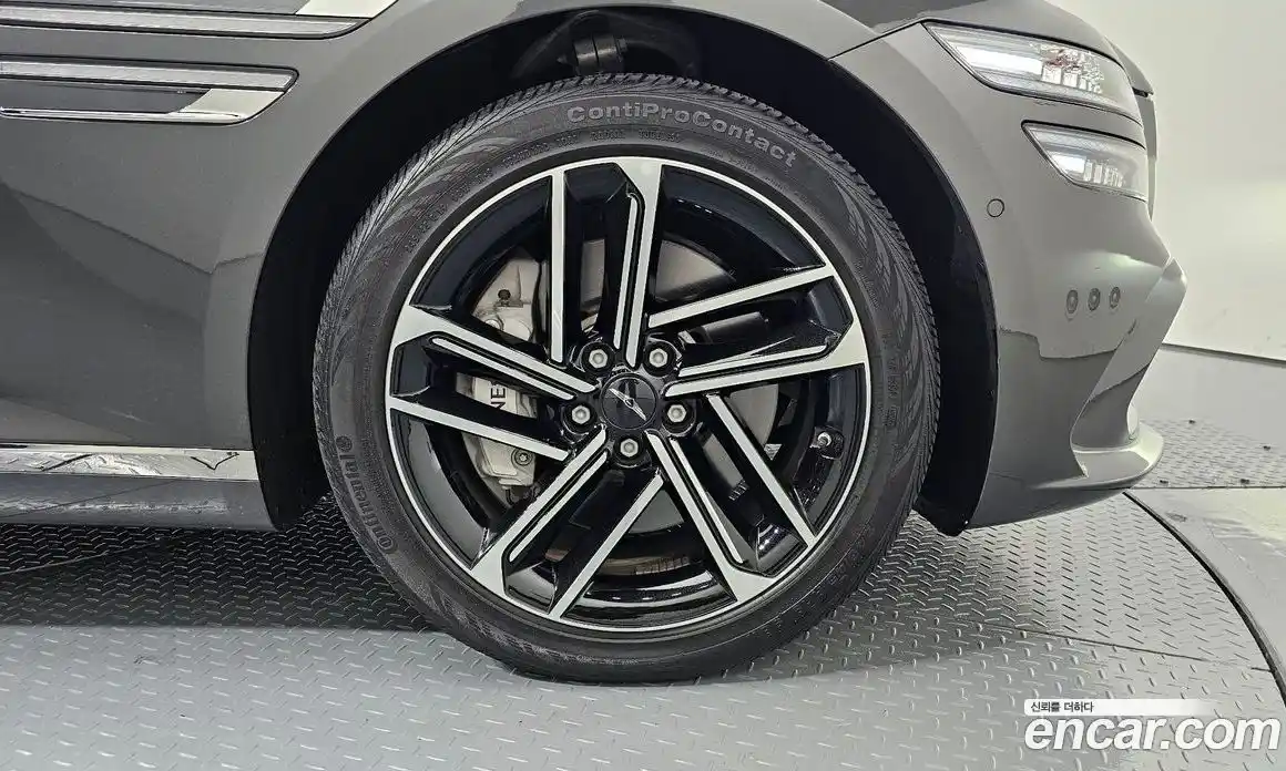Genesis G80 2024 2.5 автомат (гидро), фото 7