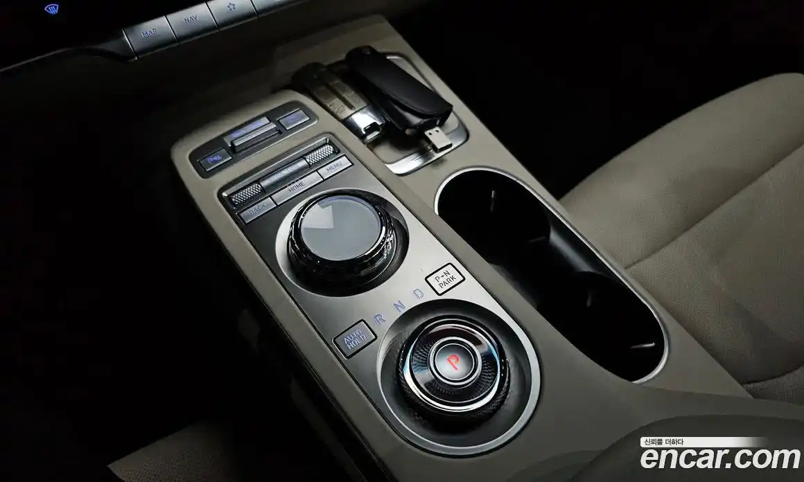Genesis GV70 2021 2.5 автомат (гидро), фото 12