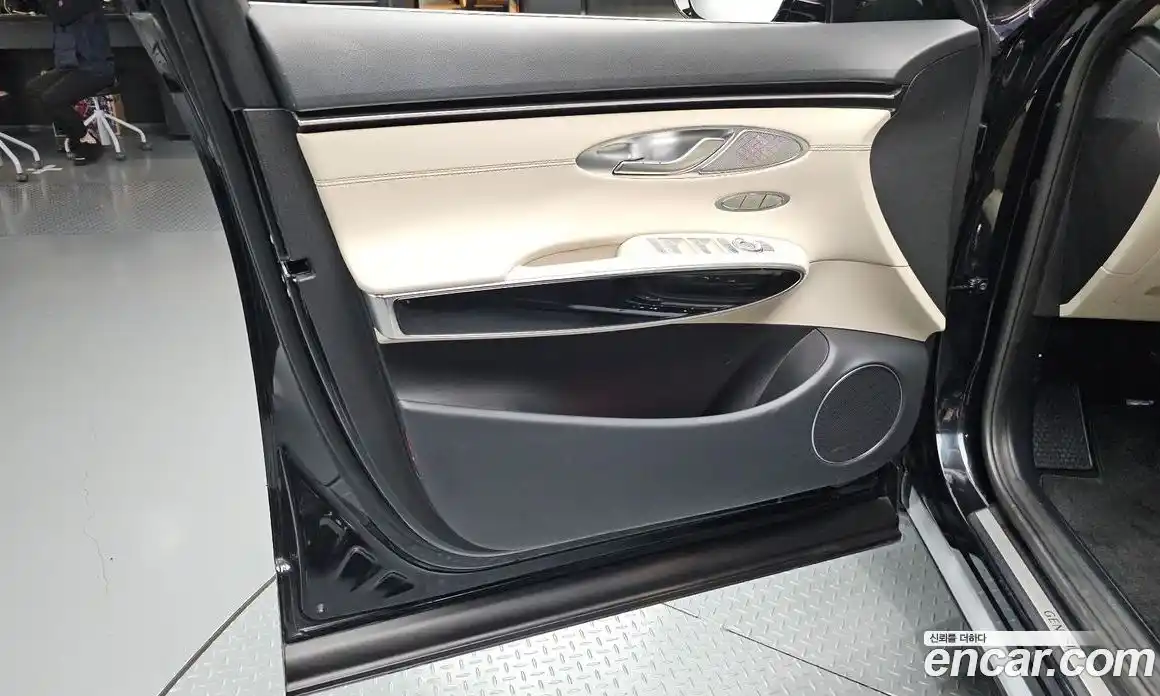 Genesis GV70 2021 2.5 автомат (гидро), фото 14