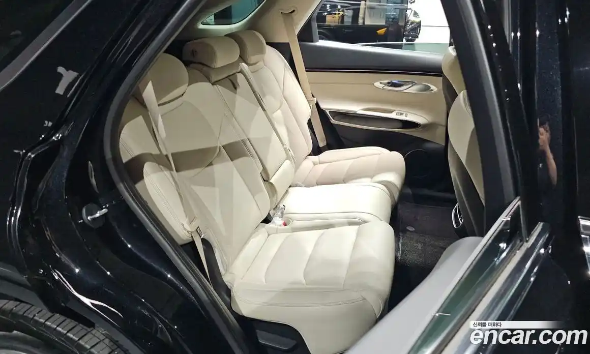 Genesis GV70 2021 2.5 автомат (гидро), фото 17
