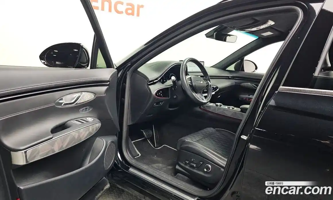 Genesis GV70 2023 2.5 автомат (гидро), фото 13