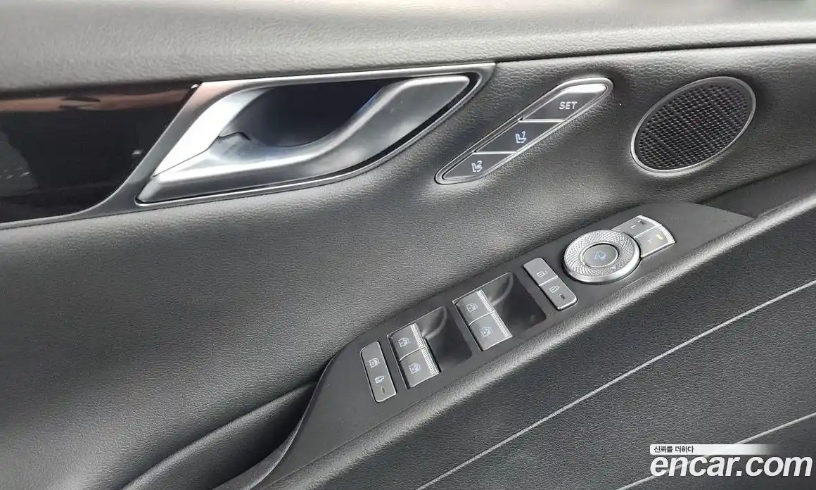 Genesis G80 2023 2.5 автомат (гидро), фото 16