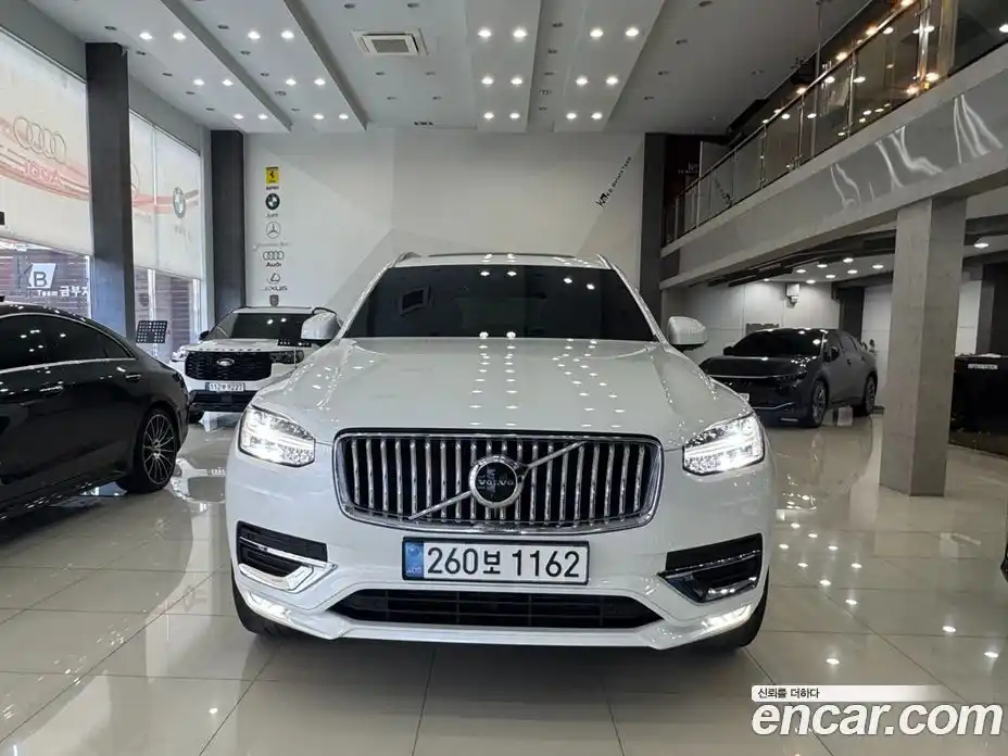 Volvo XC90 2022 2.0 автомат (гидро), фото 3