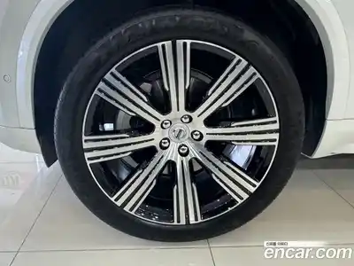 Volvo XC90 2022 2.0 автомат (гидро), миниатюра 5