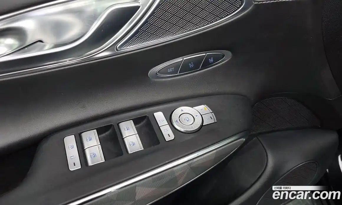 Genesis GV70 2022 2.2 автомат (гидро), фото 27