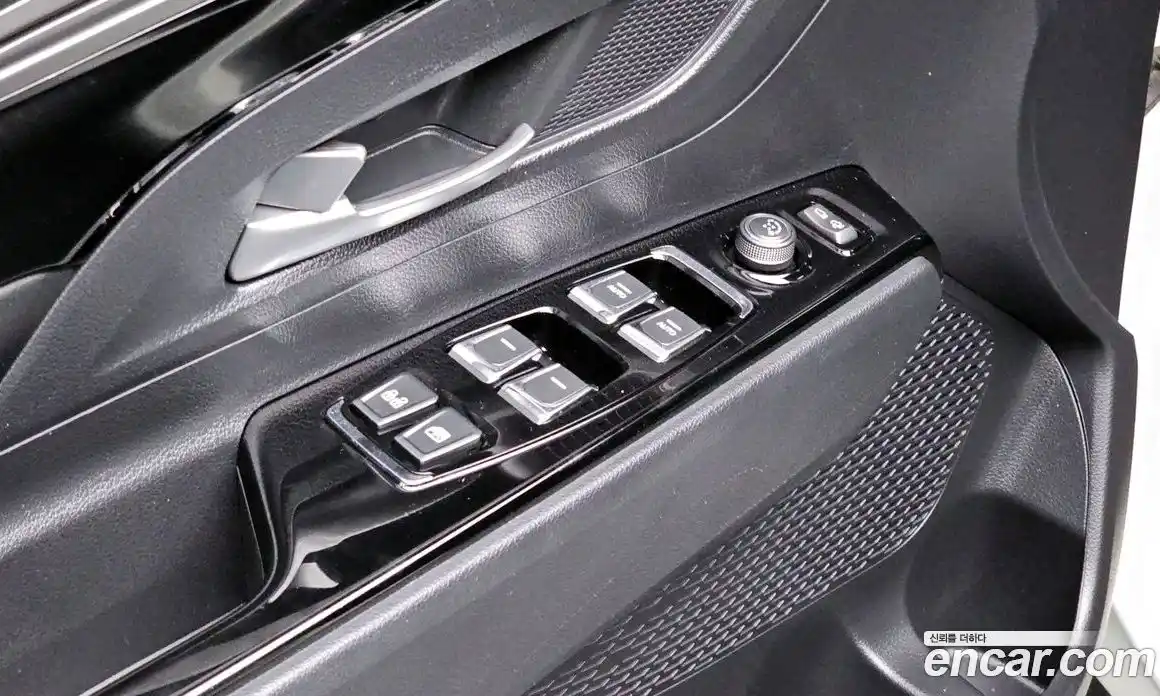 SsangYong Korando 2022 1.5 автомат (гидро), фото 18