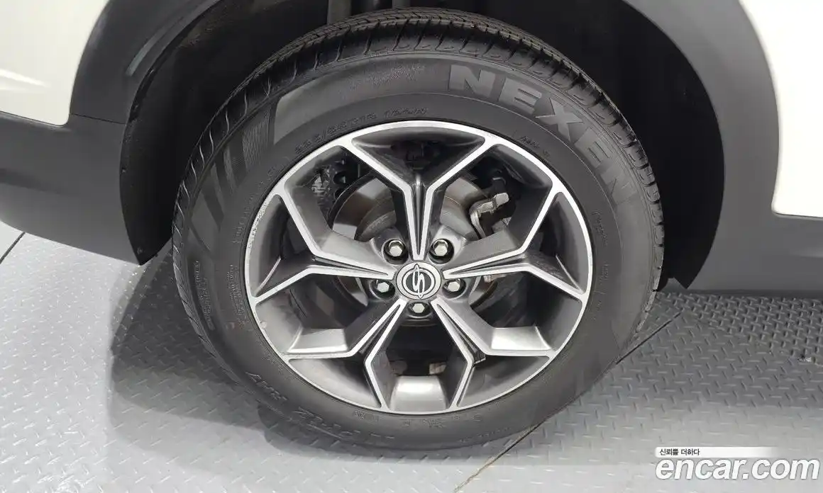 SsangYong Korando 2021 1.5 автомат (гидро), фото 5