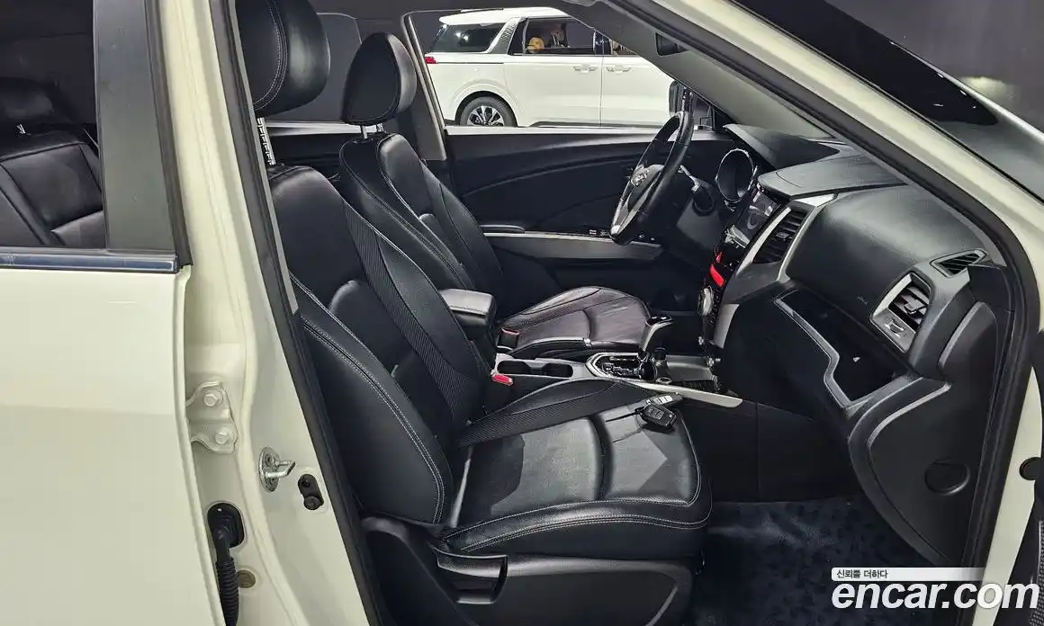SsangYong TIBOLI 2015 1.6 автомат (гидро), фото 16