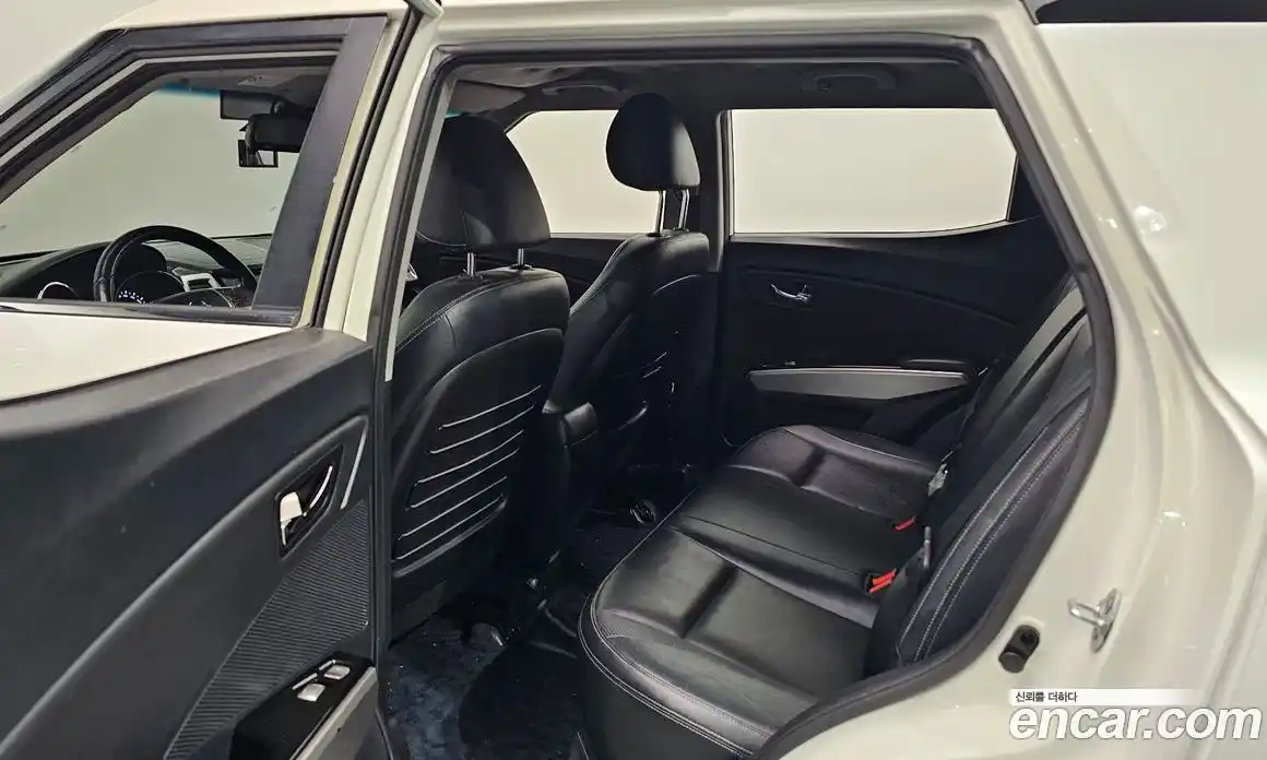 SsangYong TIBOLI 2015 1.6 автомат (гидро), фото 17