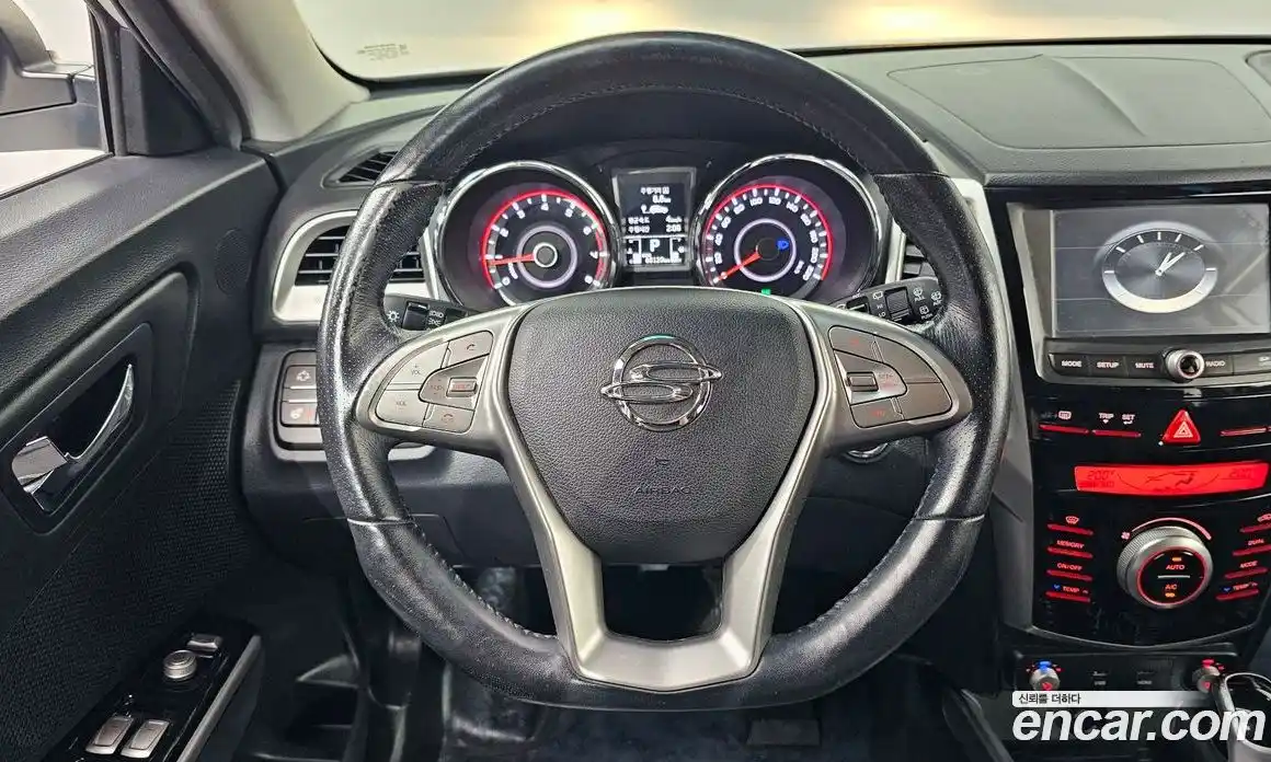 SsangYong TIBOLI 2015 1.6 автомат (гидро), фото 19