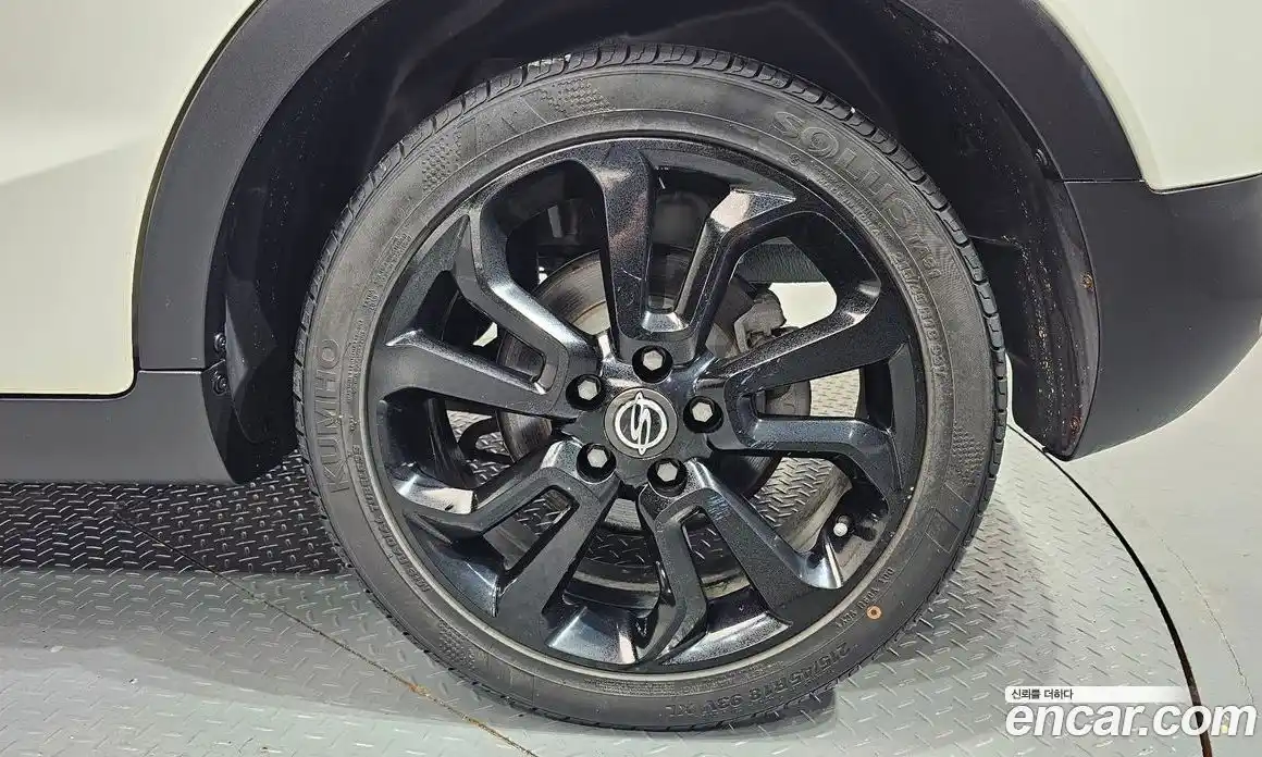 SsangYong TIBOLI 2015 1.6 автомат (гидро), фото 7