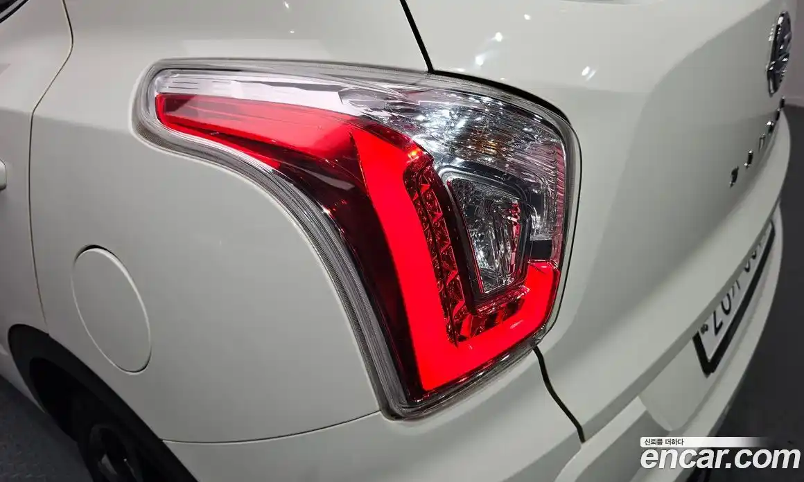 SsangYong TIBOLI 2015 1.6 автомат (гидро), фото 9