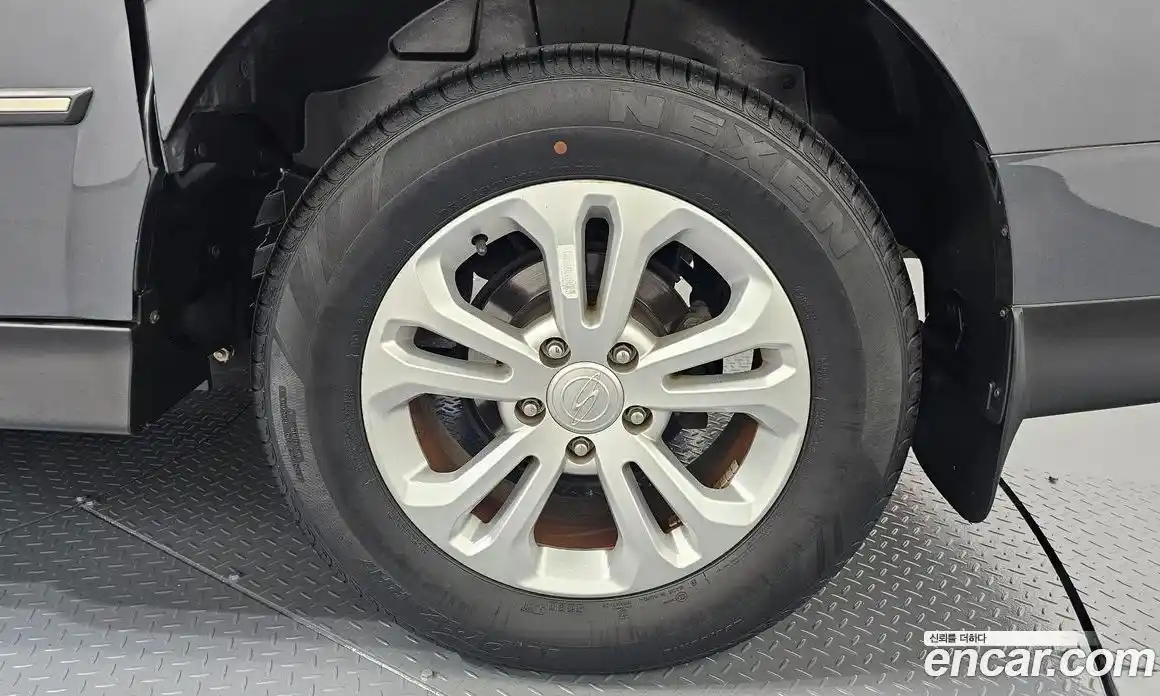 SsangYong Korando 2016 2.2 автомат (гидро), фото 7