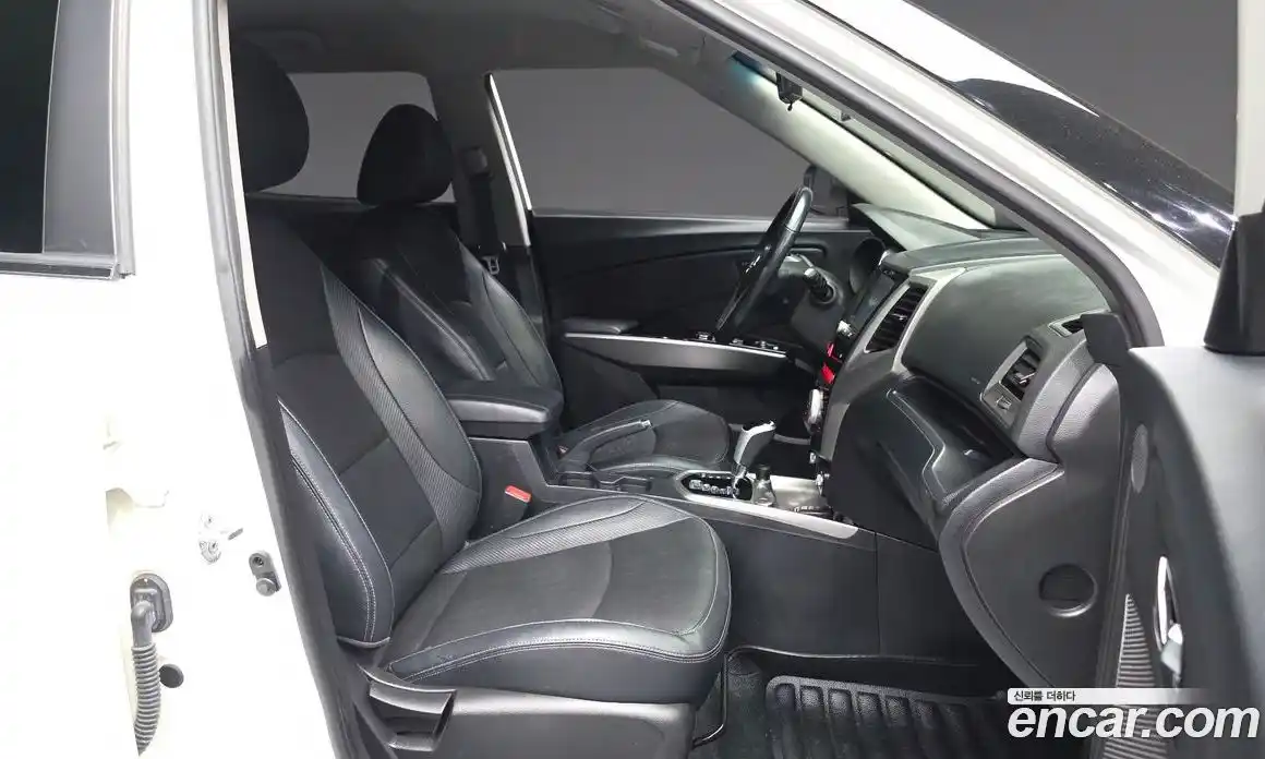 SsangYong TIBOLI 2016 1.6 автомат (гидро), фото 17
