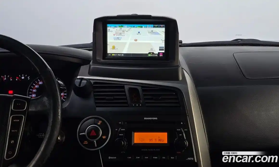 SsangYong Korando 2014 2.0 автомат (гидро), фото 15