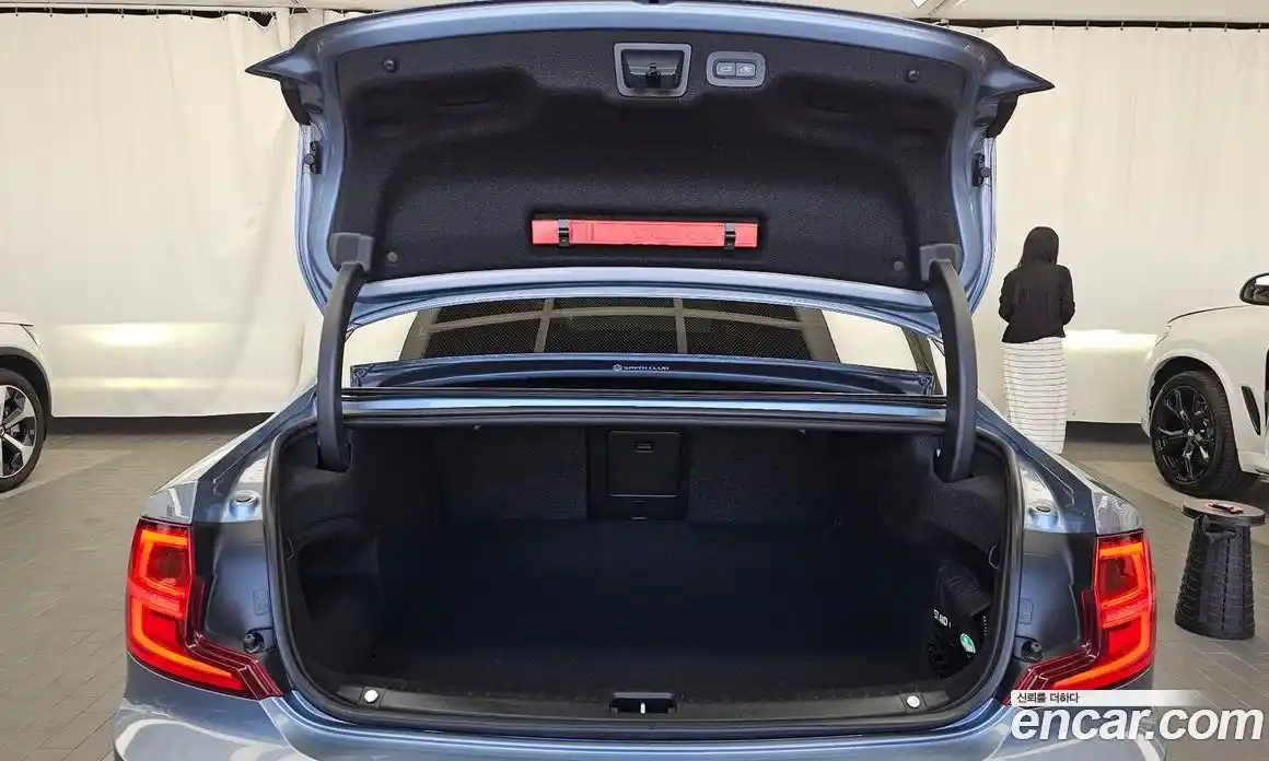 Volvo S90 2019 2.0 автомат (гидро), фото 26