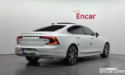 Volvo S90, 2023, 90 983 км