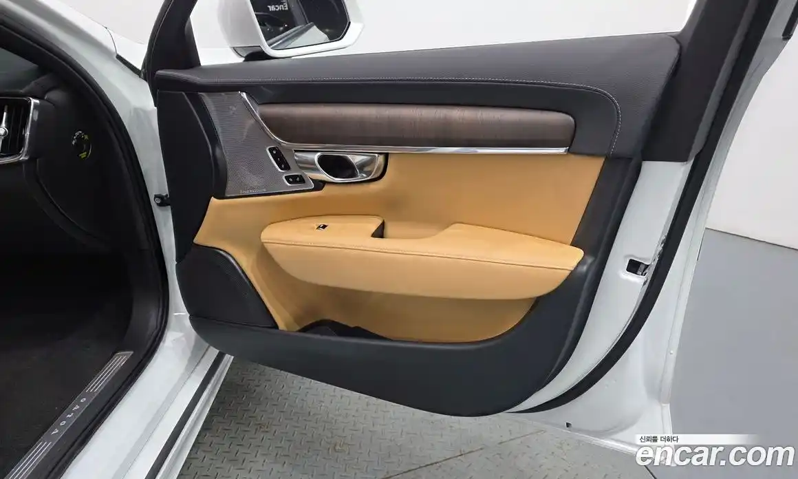Volvo S90 2023 2.0 автомат (гидро), фото 13