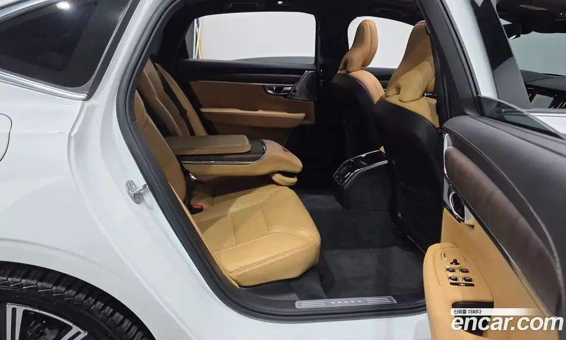 Volvo S90 2023 2.0 автомат (гидро), фото 16