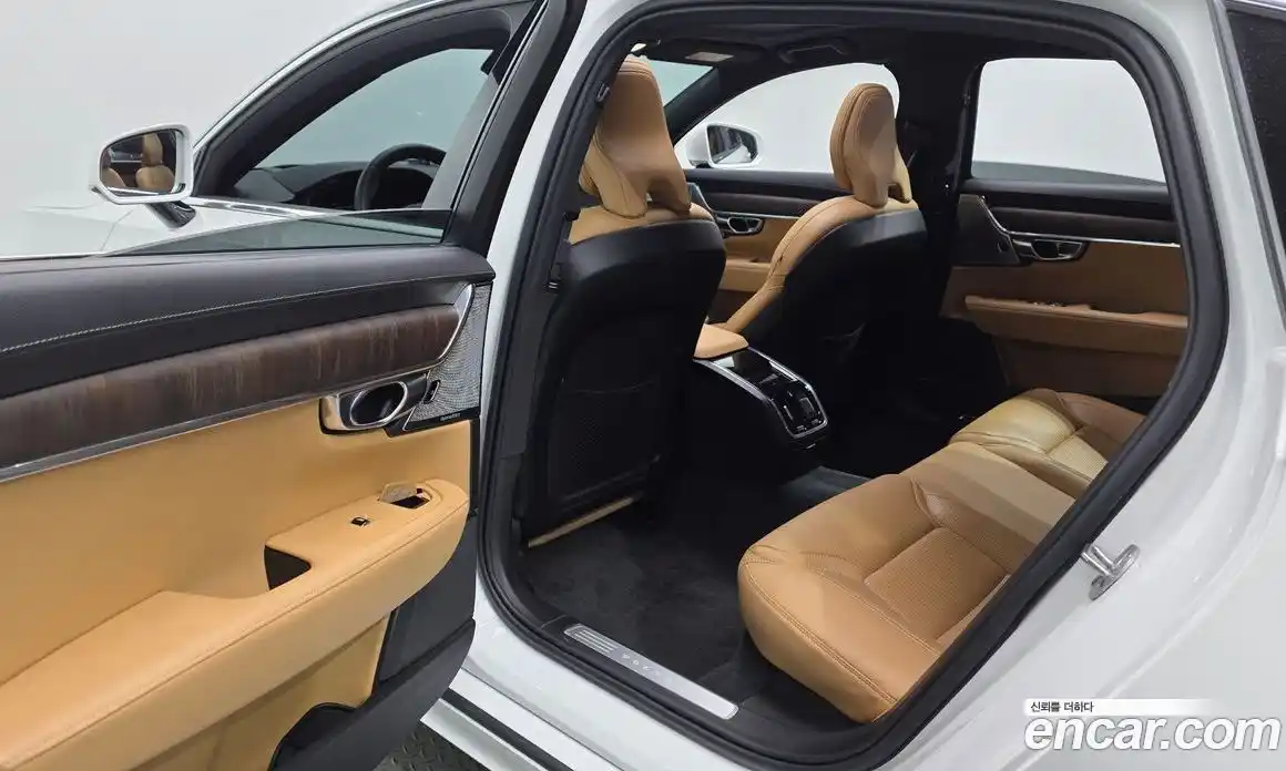 Volvo S90 2023 2.0 автомат (гидро), фото 17