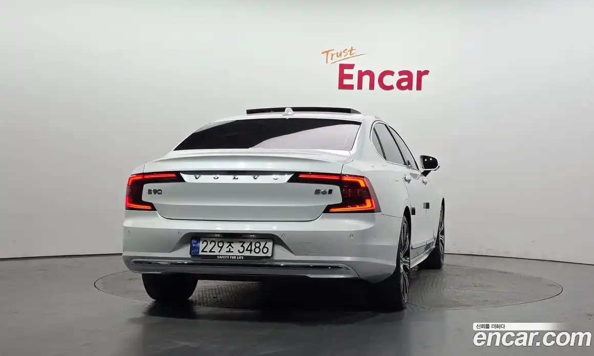 Volvo S90 2023 2.0 автомат (гидро), фото 3