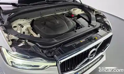 Volvo XC60 2018 2.0 автомат (гидро), миниатюра 6