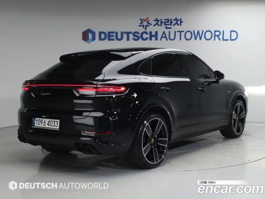 Porsche Cayenne 2023 3.0 автомат (гидро), фото 3