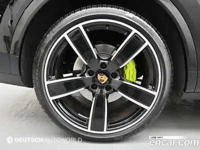 Porsche Cayenne 2023 3.0 автомат (гидро), миниатюра 6